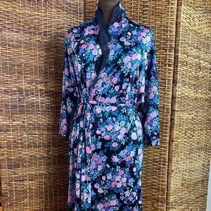 Vanity Fair Women’s Sz Large Satin Floral Long Full Length Kimono Robe